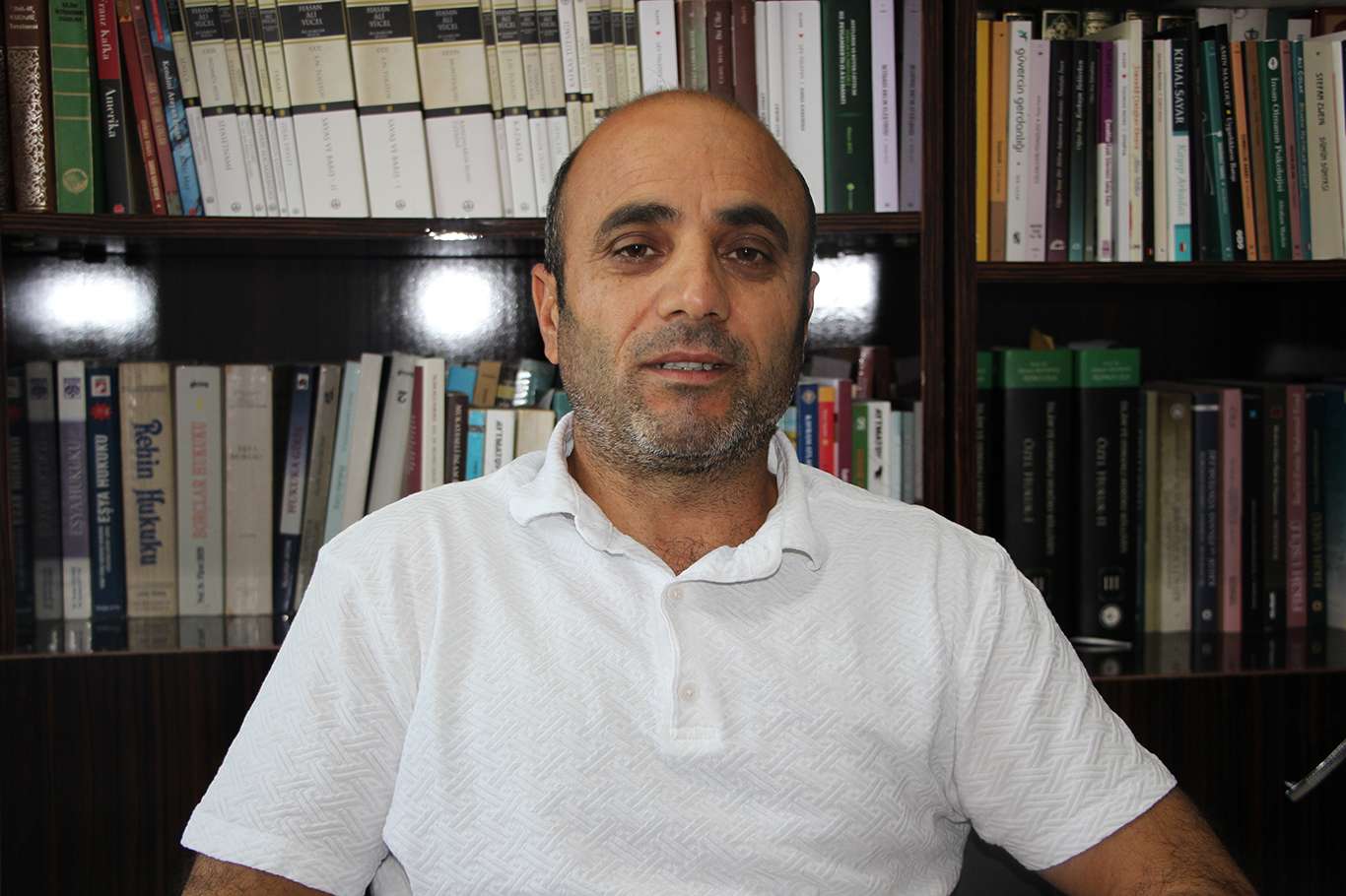 Doç. Dr. Recep Özdemir: Aile toplumun garantisidir Doç. Dr. Recep Özdemir: Aile toplumun garantisidir